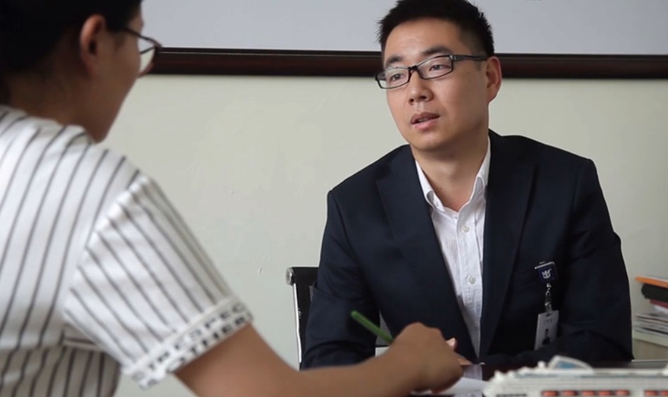 李老師針對學(xué)員答疑采訪